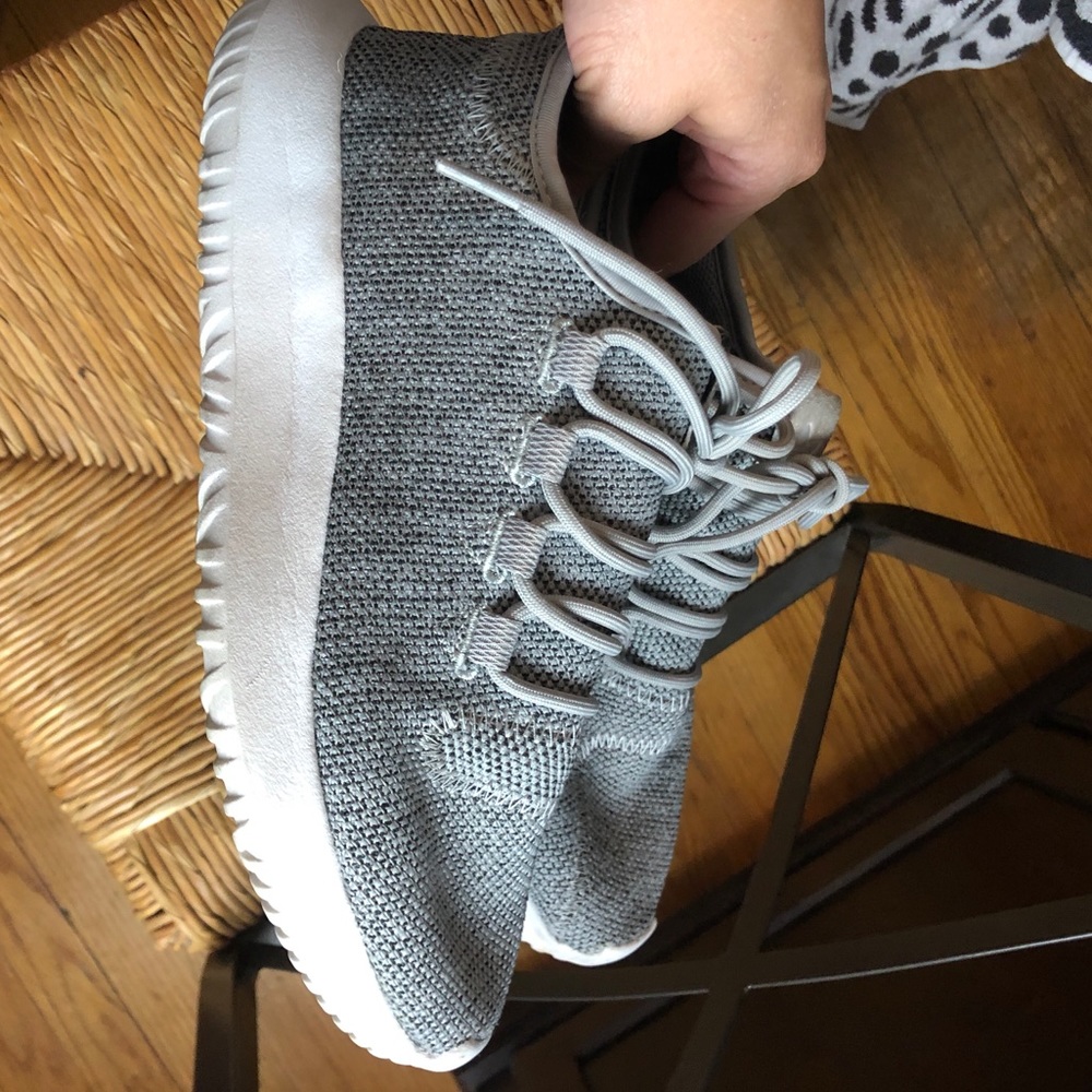 Adidas tubular shadow size 8